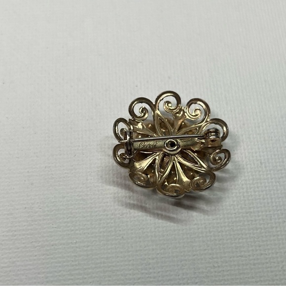 Vintage Gold Tone Coro Signed Brooch w/ Blue and Clear Rhinestones - Picture 7 of 8